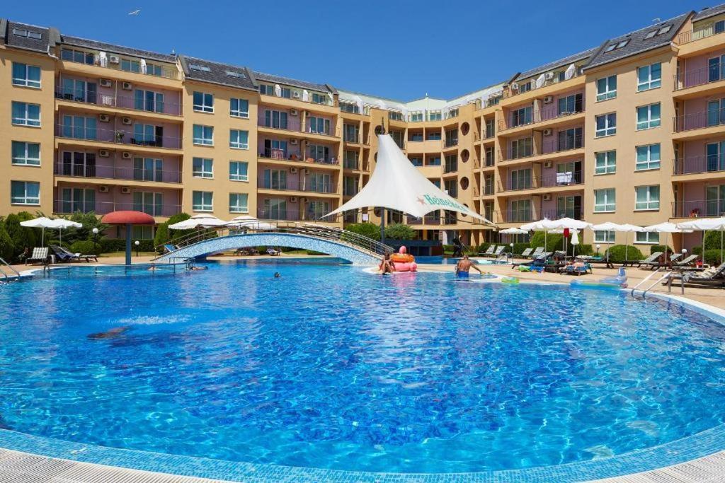 Pollo Resort, Summer Wind Apartaments 阳光海滩 外观 照片