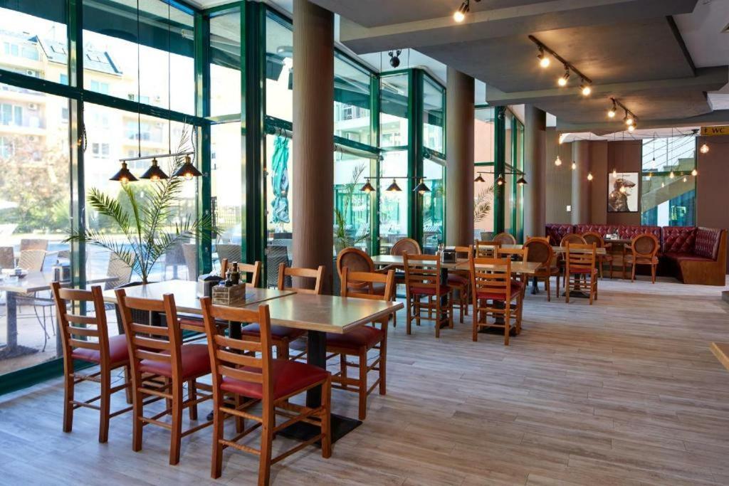 Pollo Resort, Summer Wind Apartaments 阳光海滩 外观 照片